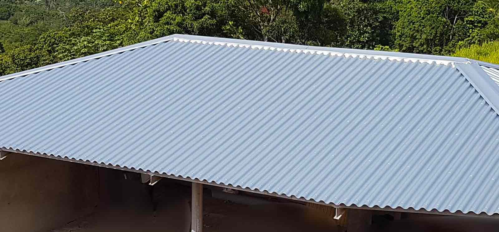 Travaux de couverture en tôle